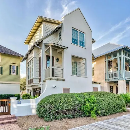 Villa 34 S Briland Lane Carriage House